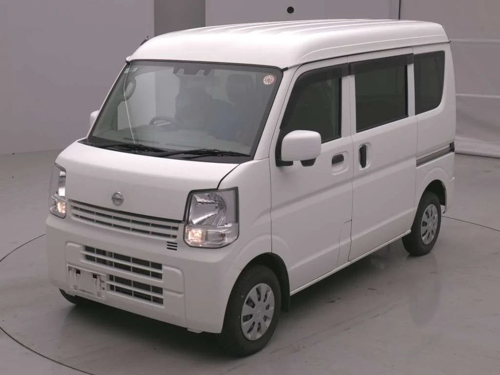 Nissan NV100 Clipper DR17V 2022